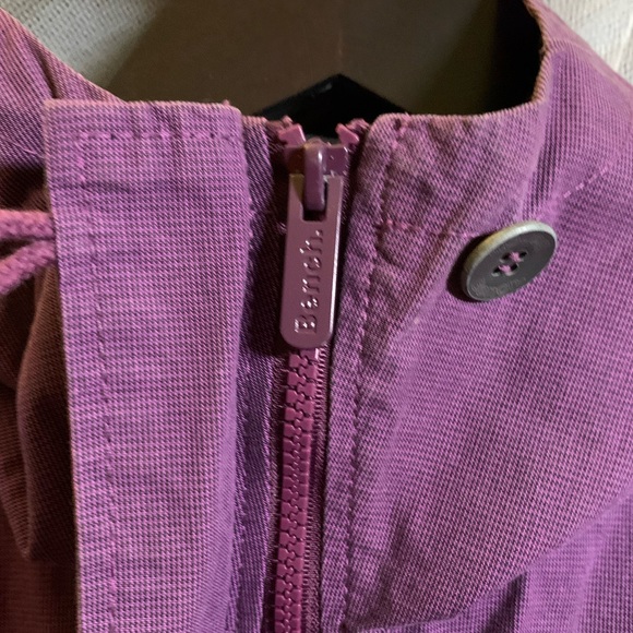 Bench Spring Coat - Picture 3 of 6